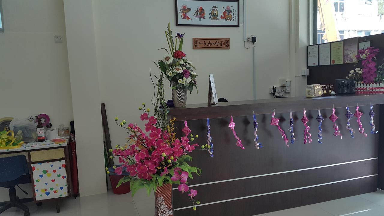 Mandarin Hotel Kuching Ngoại thất bức ảnh